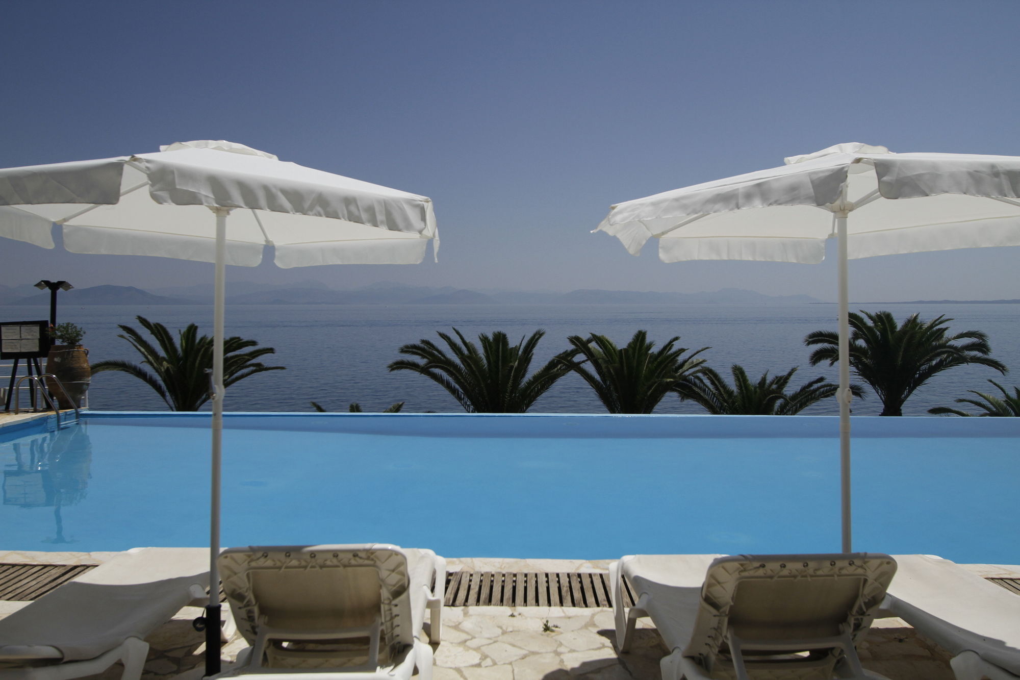 Corfu Maris Bellos Benitses  Ngoại thất bức ảnh